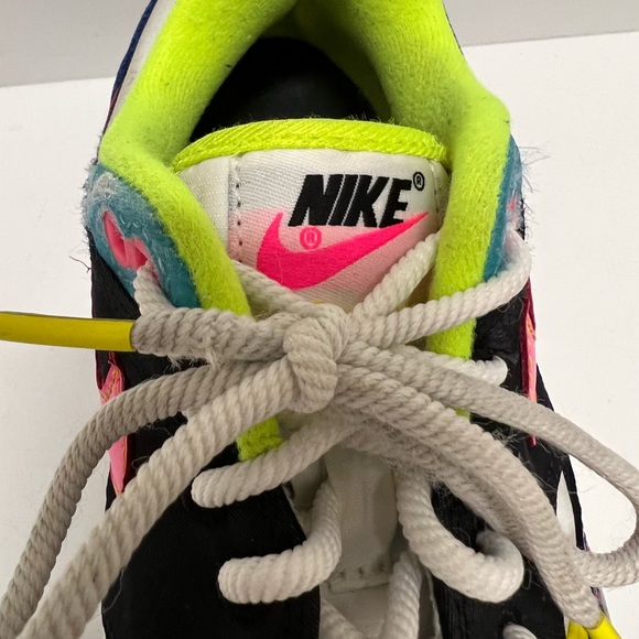 Nike Air Max 1 ‘90’s Water Sports Sneakers - Picture 8 of 12